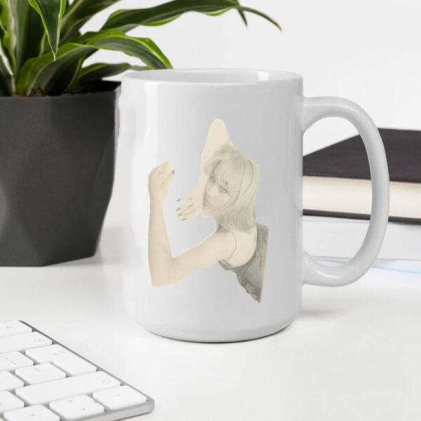 Sabrina Carpenter emails image Mug